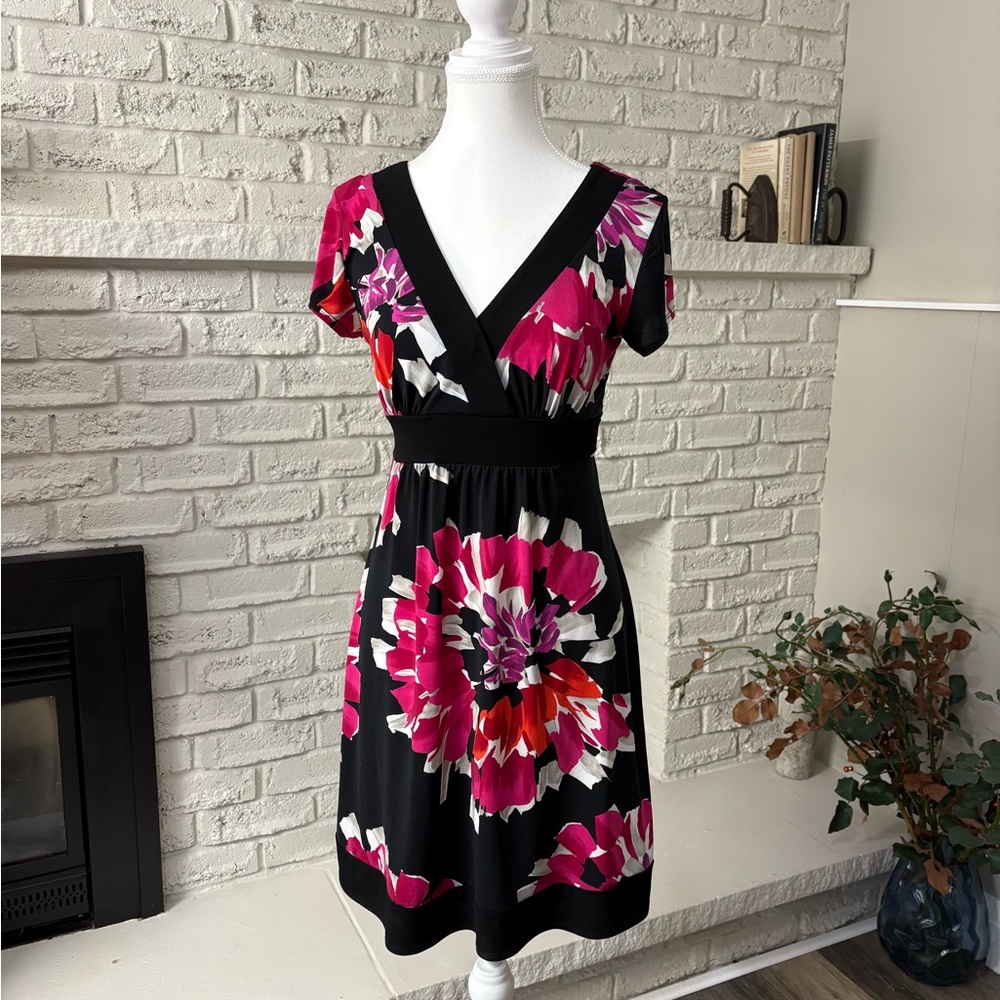 Jessica Black Pink Floral Cap Sleeve Empire Waist Dress with Tie Back Petite 4P